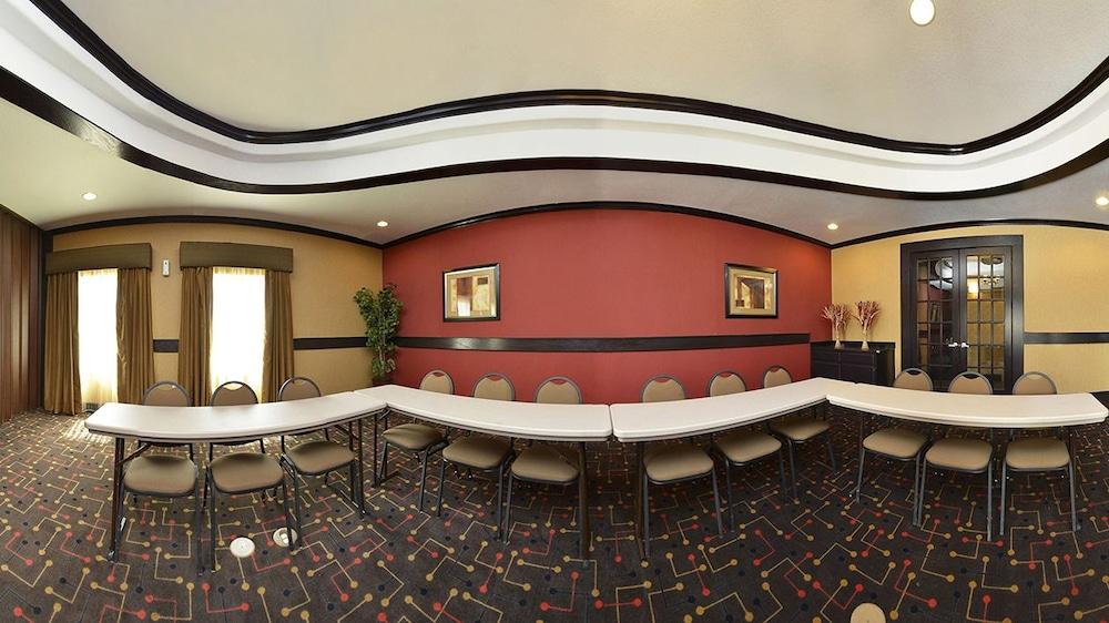 Quality Inn And Suites Groesbeck Bagian luar foto